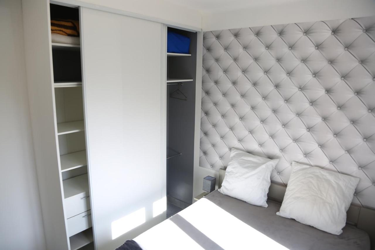 Jolie Loc-saisonniere - La Petite Cocagne Villa