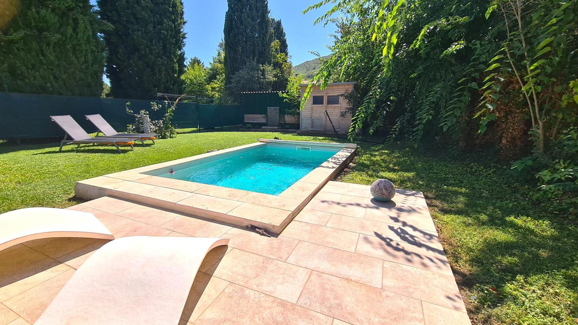Jolie Loc-saisonniere - La Petite Cocagne Villa *